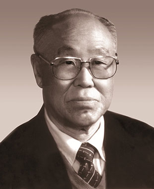 4-朱希涛-北京医学院口腔医学系主任（1980-1984）.jpg