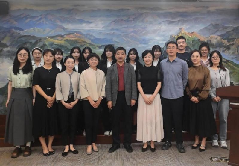 日本朝日大学齿科卫生士学校师生来我院参观交流